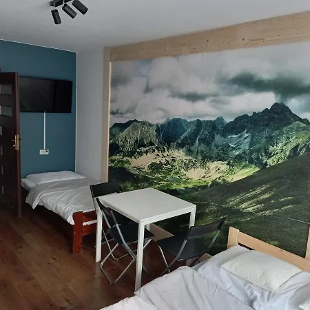 Laura's Quarto em Acomodações Particulares