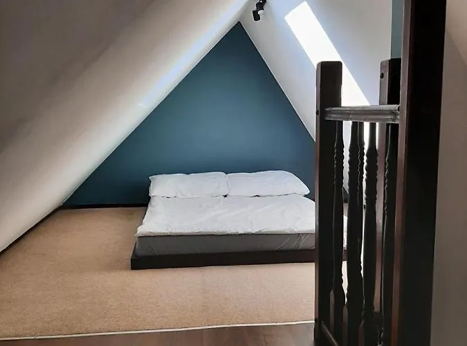 Laura's Quarto em Acomodações Particulares